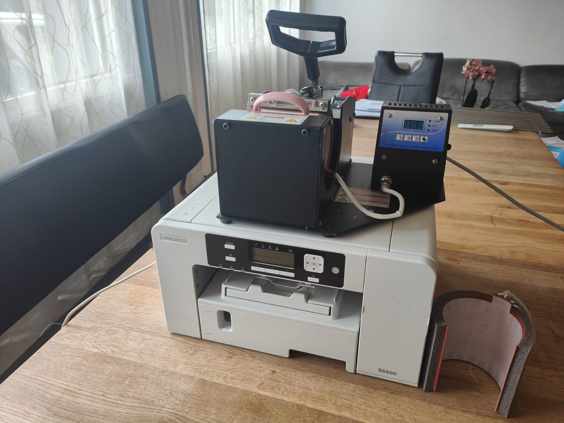 Stampanti: Sawgrass SG 500 mit Mug Presse – Usato da Rebstein venduto da secondhand75