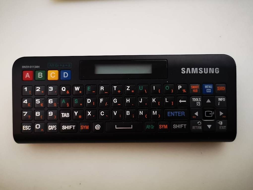 Fernbedienungen: Samsung Qwerty Remote RMC-QTD1 – Gebraucht aus Monnaz von sdmt016 1