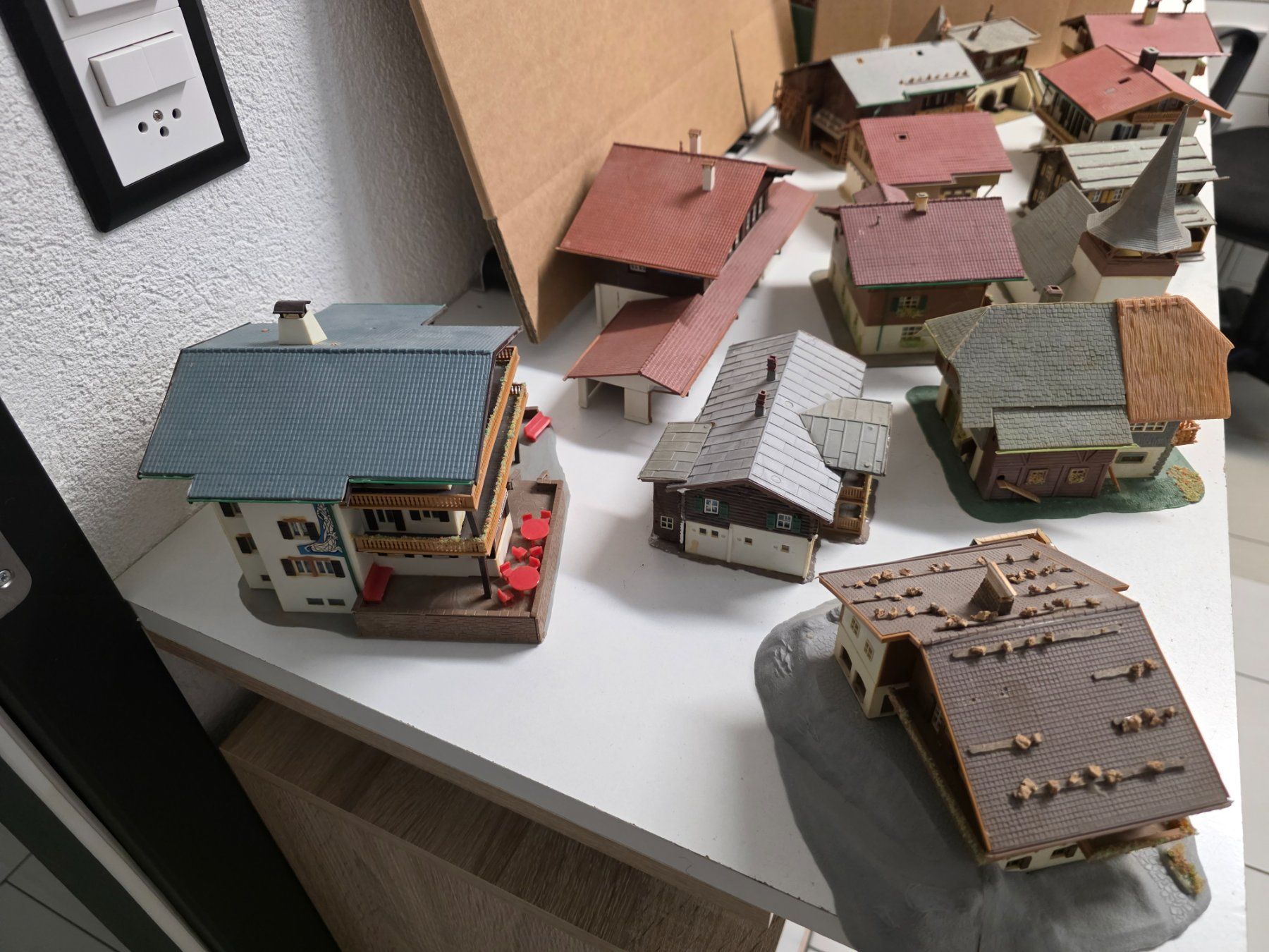 Modelleisenbahnen: Décorations HO 13 maison dès 1.-fr – Gebraucht aus bassecourt von Paolo101 2