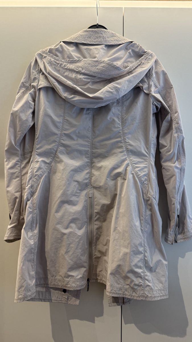 Parajumpers Cappotti: Jacke von Para Jumpers – Usato da Diepoldsau venduto da Bluesky1 2