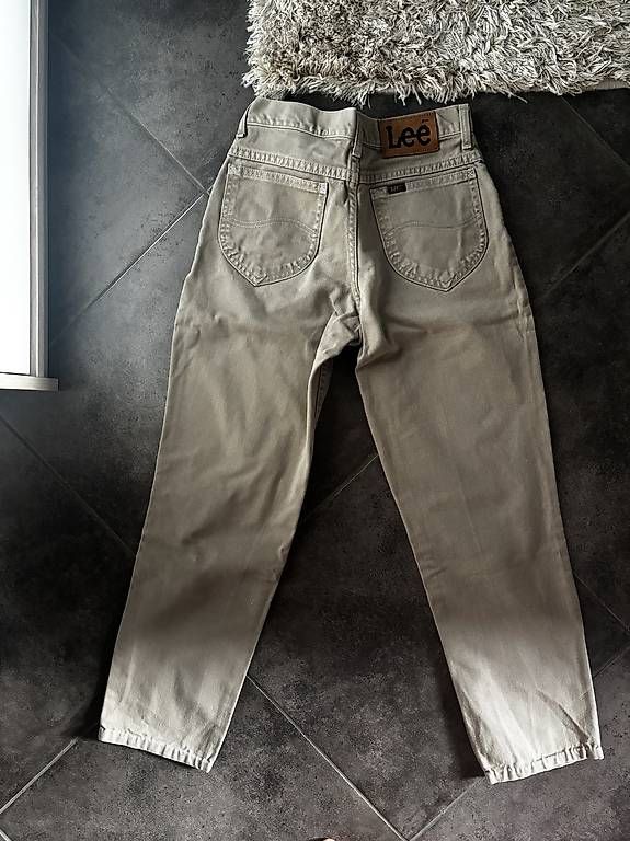 Jeans: Jeans Lee – Usato da Châtel-St-Denis venduto da leacherre