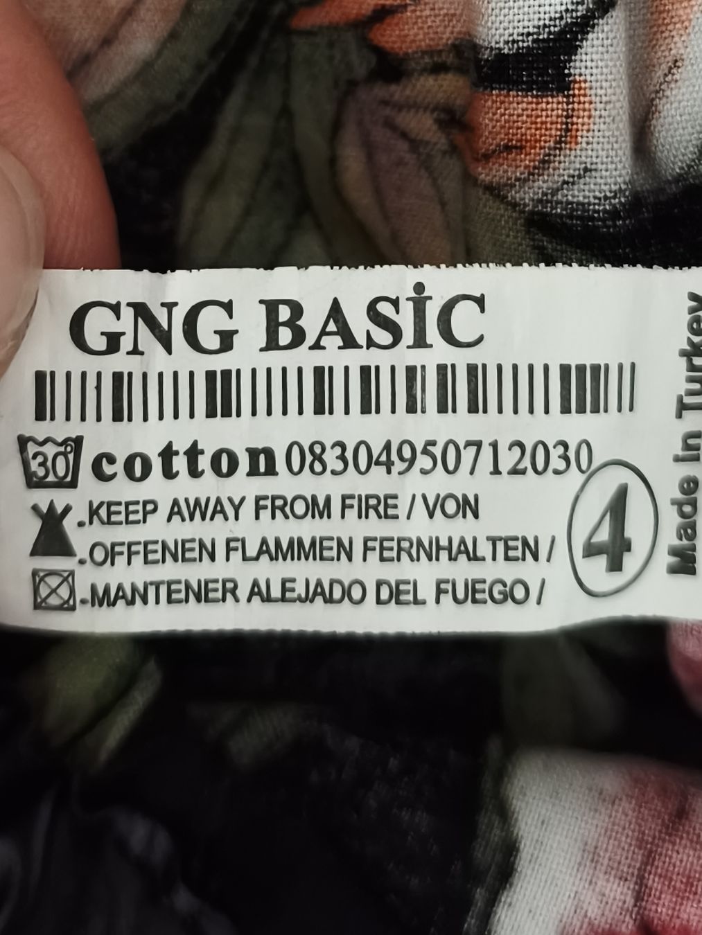 Hosen: GNG BASIC Shorts Blumenmuster Schwarz Groesse S  – Gebraucht aus KRIENS von Franzy_Blond10 3
