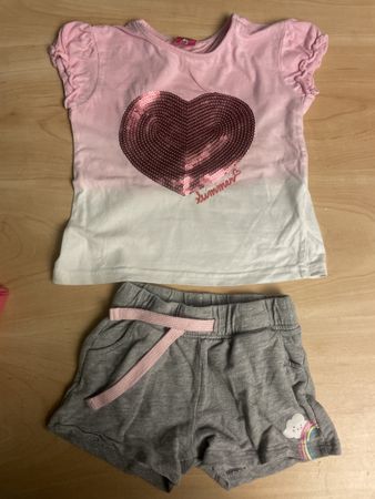 Susses Sommer Set, T-Shirt Gr.98und ShortsGr.104