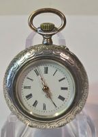 Silberdamentaschenuhr 0.800  läuft