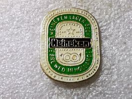 Ansteckpin 77: Heineken