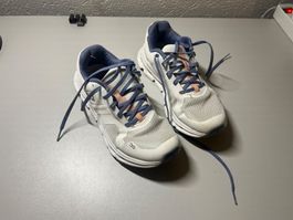 ON CLOUDRUNNER LAUFSCHUHE EU 38,5