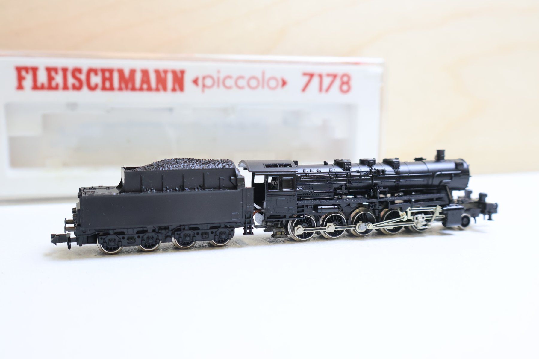 Fleischmann Modellini di ferrovie: Fleischmann ÖBB grosse Dampflok 7178 - Spur N – Usato da Winterthur venduto da Monstera 6