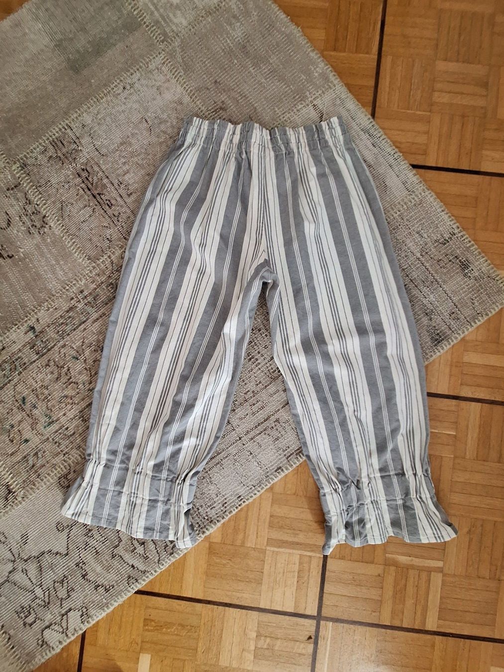 Pantaloni: Leinenhose Bloomers von cbc Gr. M – Usato da Erlenbach ZH venduto da Sondeiwendiz 1