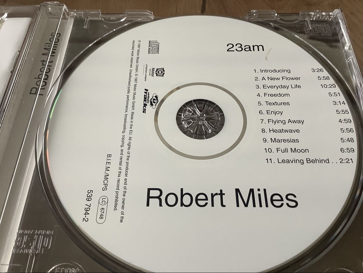 CD: Robert Miles - 23am (CD) – Usato da herzogenbuchsee venduto da HIFIANER 2