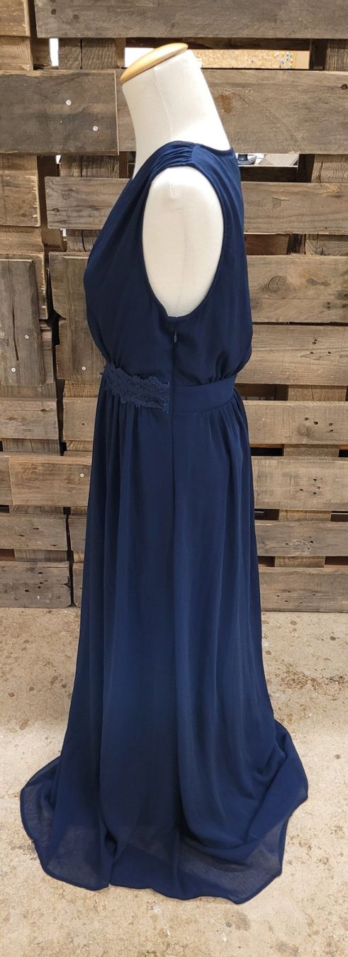 Vila Vestiti: VILA Abendkleid in dunkelblau, Grösse 38 – Nuovo (secondo la descrizione) da Neuhausen venduto da karentaylor 1