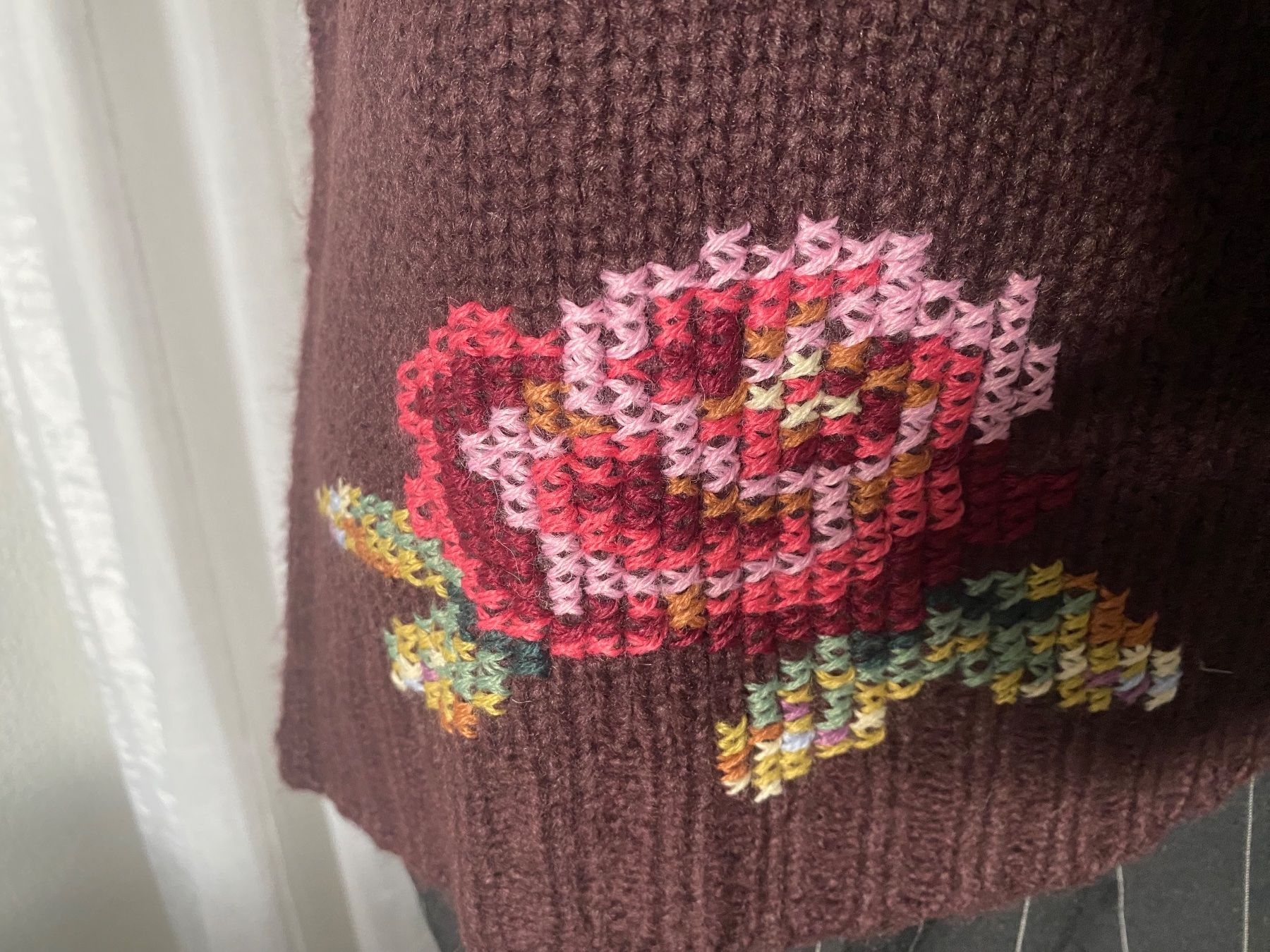 Maglioni & Felpe: Perfekter Auftritt - extravaganter Strickpulli, 44/46 – Nuovo (secondo la descrizione) da Winkel venduto da ferrari2022 7