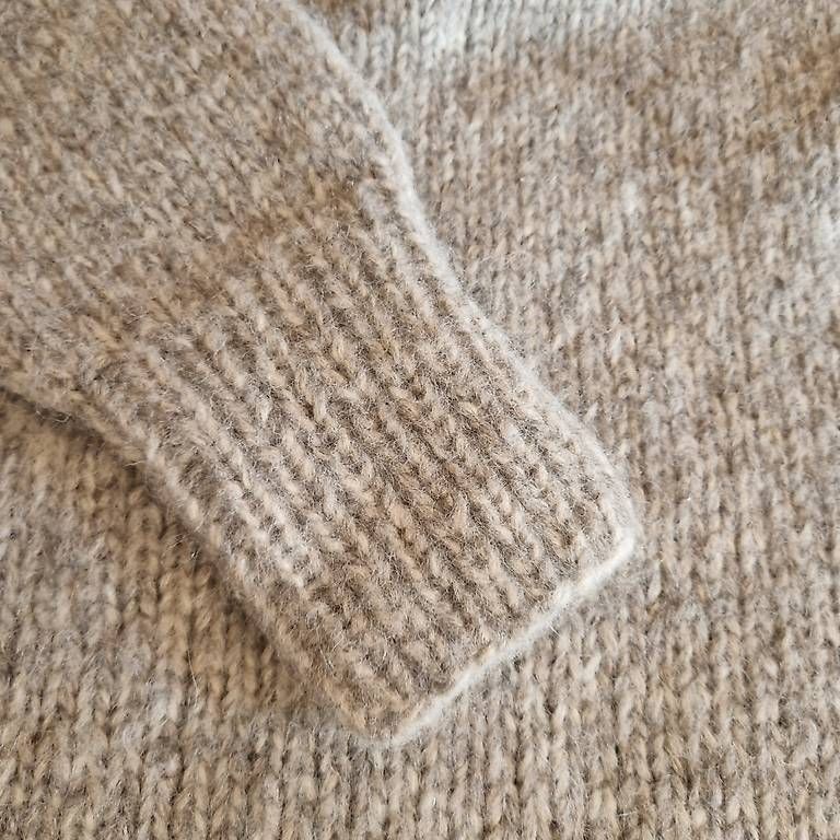 Maglioni & Felpe: Premium Alpaca Pullover Gr. L – Nuovo (secondo la descrizione) da Dättlikon venduto da g.manuele