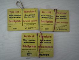 Schilder/Anhänger,Unfallgefahr