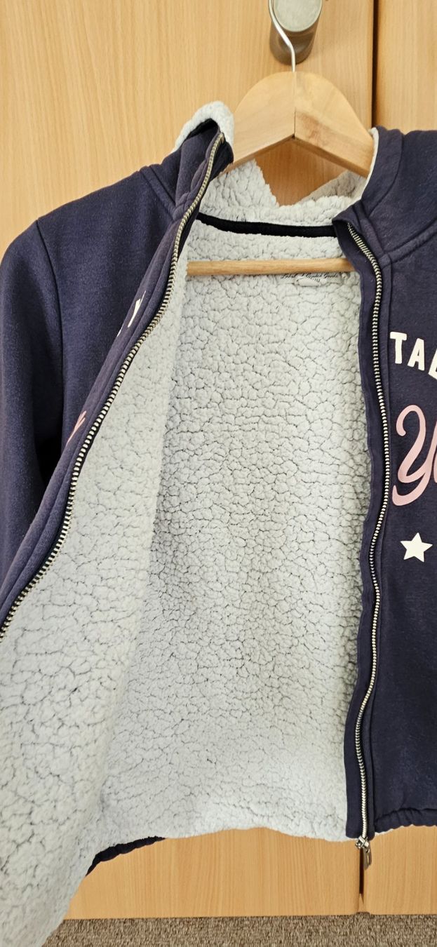H&M Giacche & Cappotti: Kapuzenjacke Gr. 146/152 – Usato da Kloten venduto da Kloten1 3