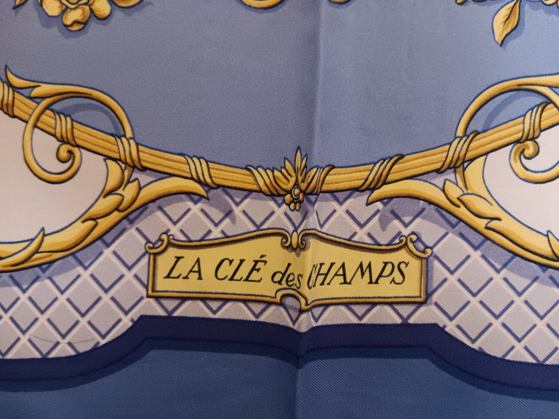 Hermès Foulard & Sciarpe: HERMES "LA CLE DES CHAMPS" CARRE 90 CM – Usato da Cossonay-Ville venduto da Les_1001_perles 1