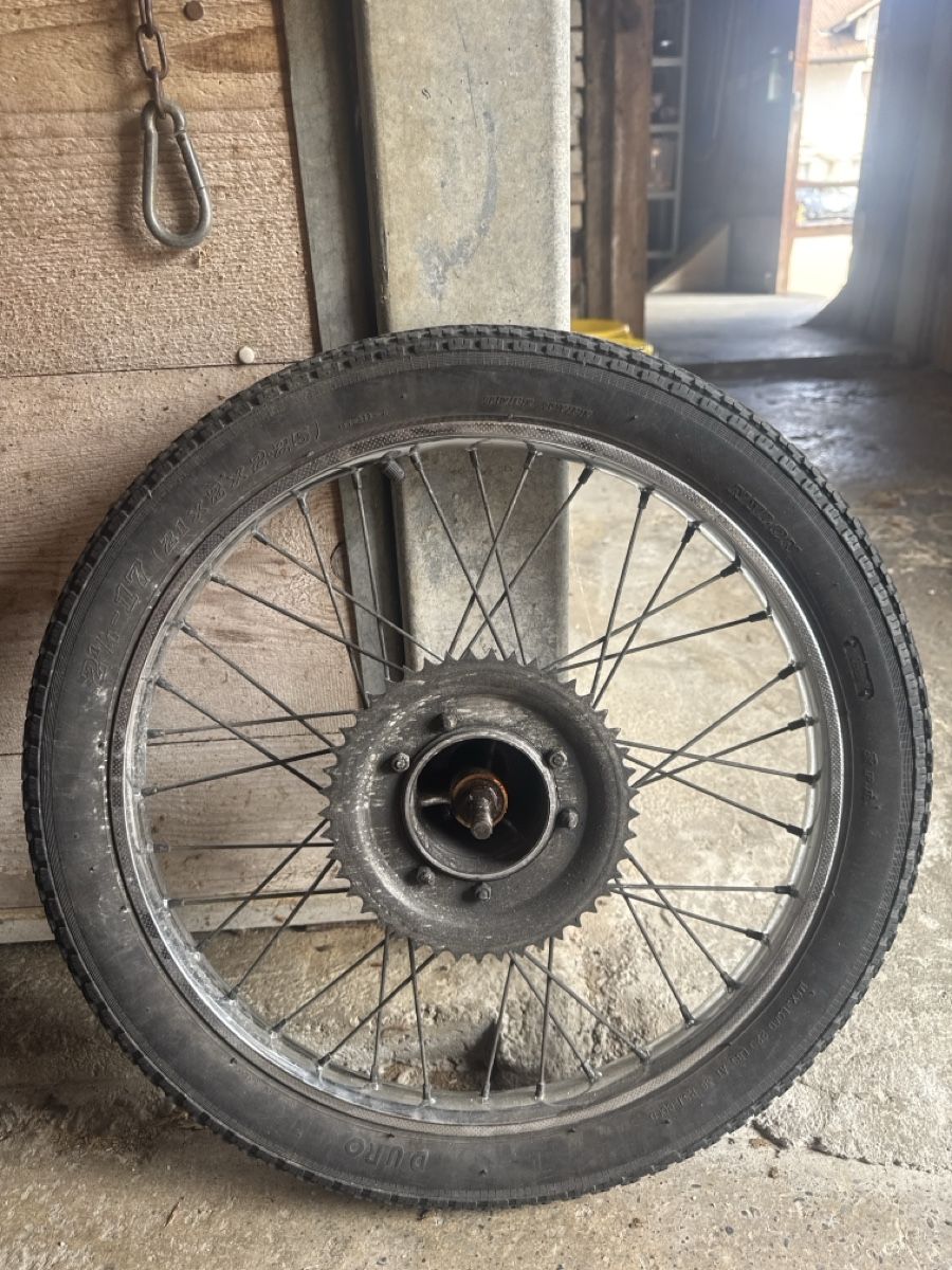 Pneumatici & Ruote complete: Speichenfelge ab 1.- puch maxi – Usato da Niederuzwil venduto da Rico_RR77
