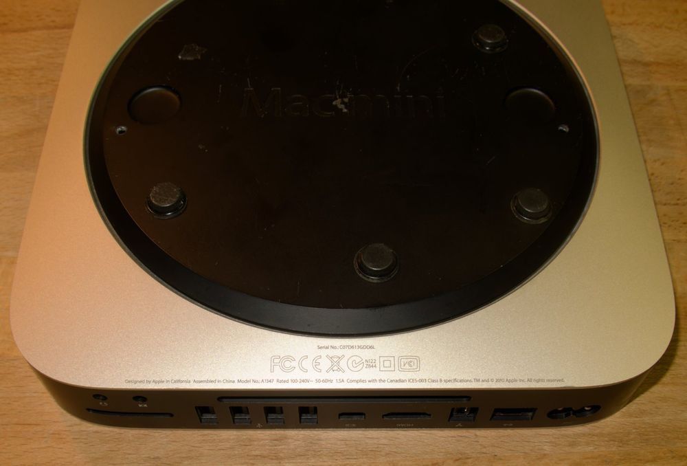 Apple PC: Mac Mini 2.4 GHz Core 2 duo, Mid-2010 – Usato da Büren an der Aare venduto da Zei_niSoul 1