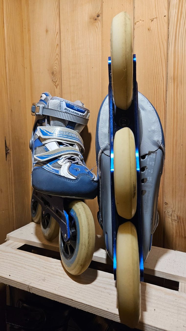 Pattini in linea & Pattini a rotelle: Inline Skates Rollerblade Gr. 38/39 – Usato da Finsterwald LU venduto da zabryna 1
