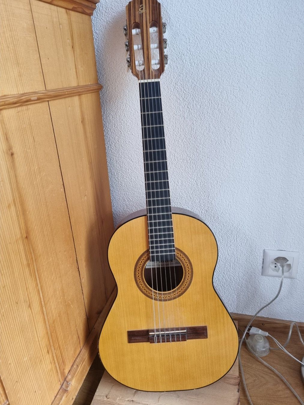 Strumenti musicali: Admira Kindergitarre – Usato da Stettlen venduto da Jule01