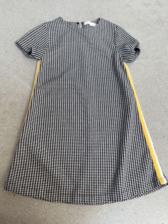 Kleid von Zara Gr. 134 (9 Jahre)