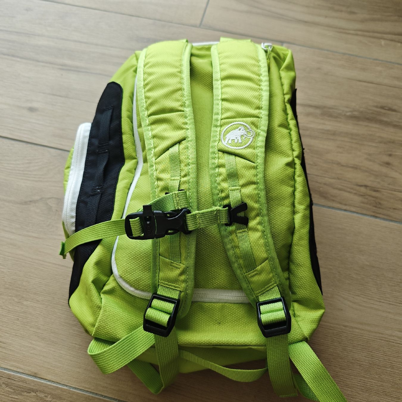 Mammut Sacs à dos: Mammut Cargo 18 L, backpack lime green black, good condition – D'occasion à Rothenfluh par Carly_Q 1