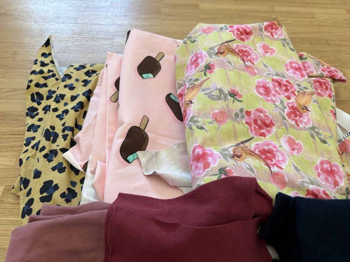 Tessuti: Stoffpaket Jersey und Bündchen – Usato da Kestenholz venduto da marina_w01 1
