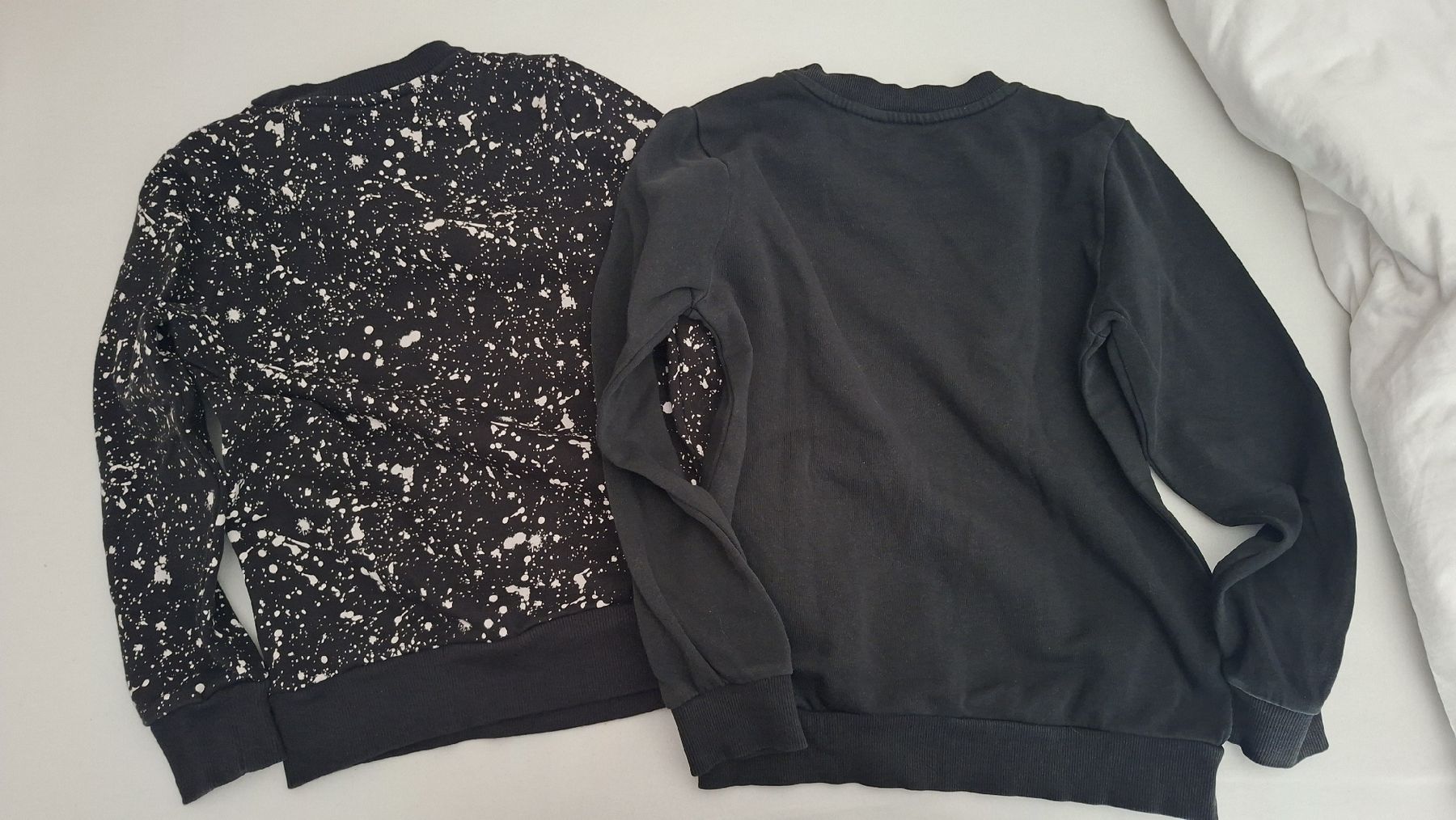 H&M Maglioni & Felpe: 2 Pullover AC/DC schwarz Grösse 134/140 – Usato da Oftringen venduto da januarloch 4