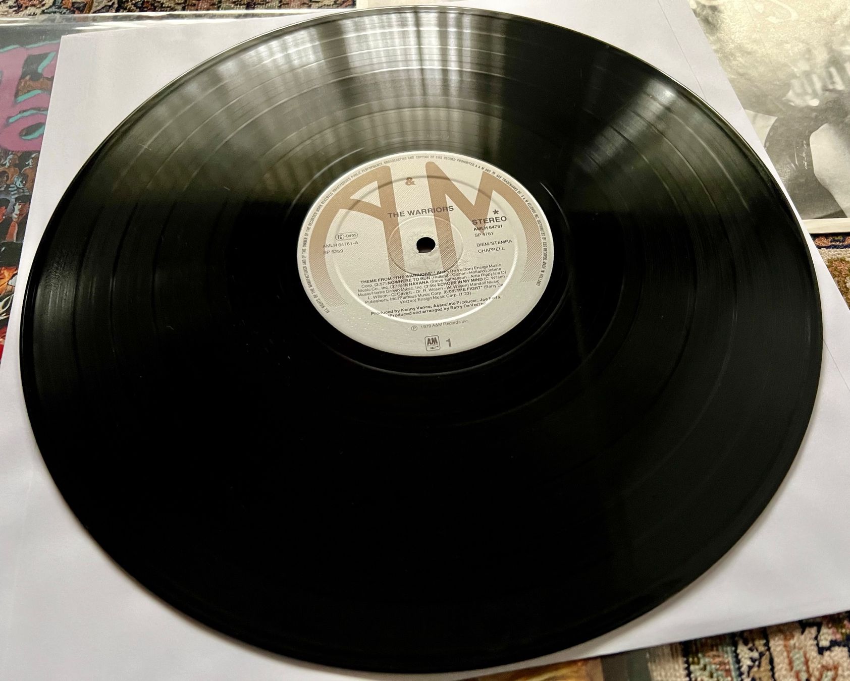 Dischi in vinile: The Warriors OST - LP GEWASCHEN TOP – Usato da Unterseen venduto da vinylmore 1