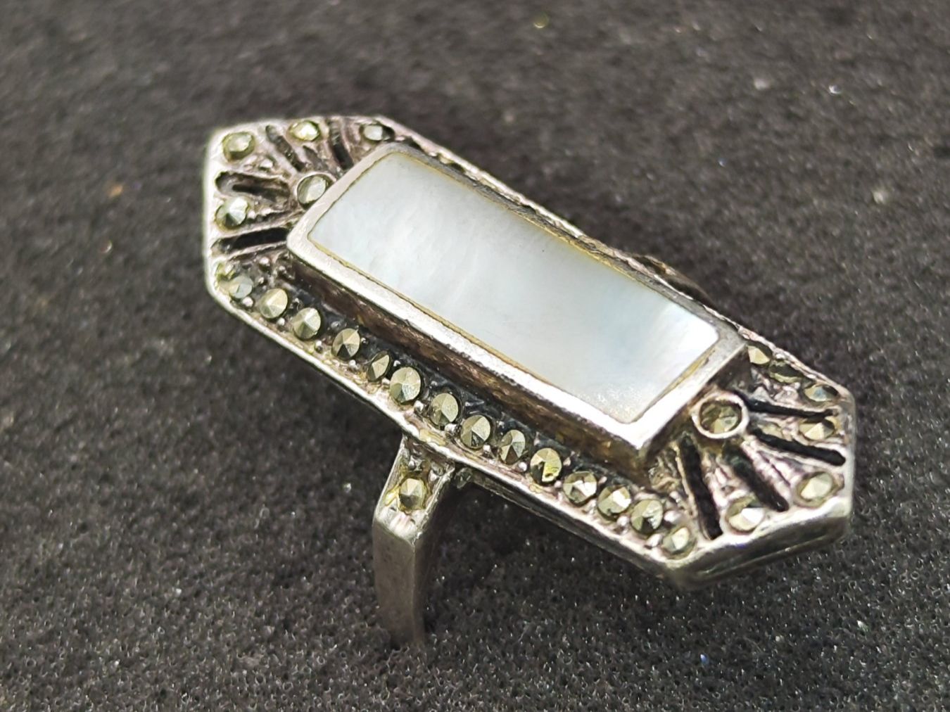 Anelli: Art Deko 925er Silber Ring mit Perlmutt, Markasiten Top – Usato da Steffisburg venduto da mat_8s7d