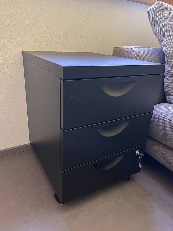 Eléments de bureau: IKEA Bürokorpus – D'occasion à Chur par Ikaros