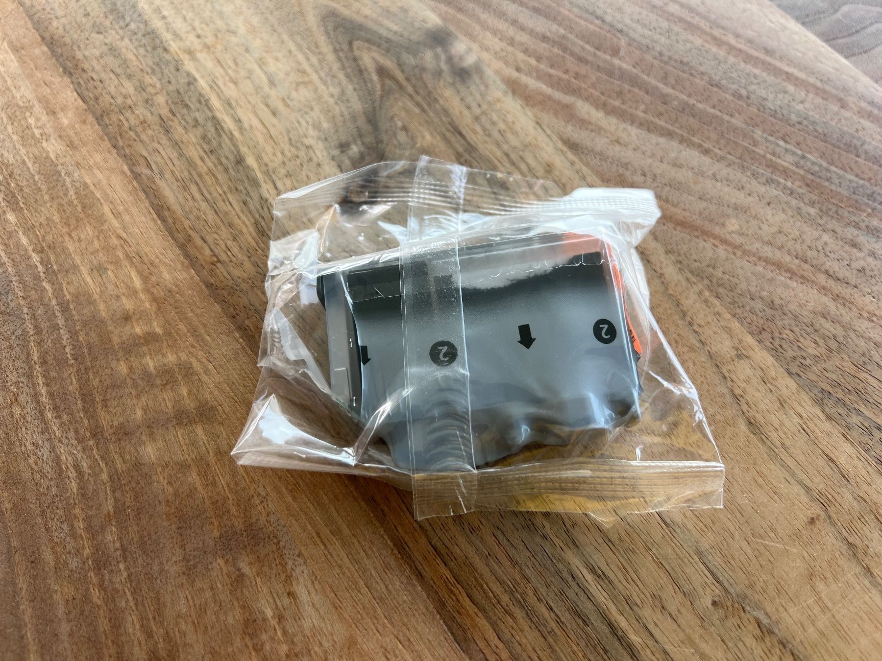 Canon Cartouches & Toner: Canon CLI-8BK Schwarz Tintenpatrone neu eingeschweisst – Neuf (Voir description) à Kehrsiten par Schori8 1