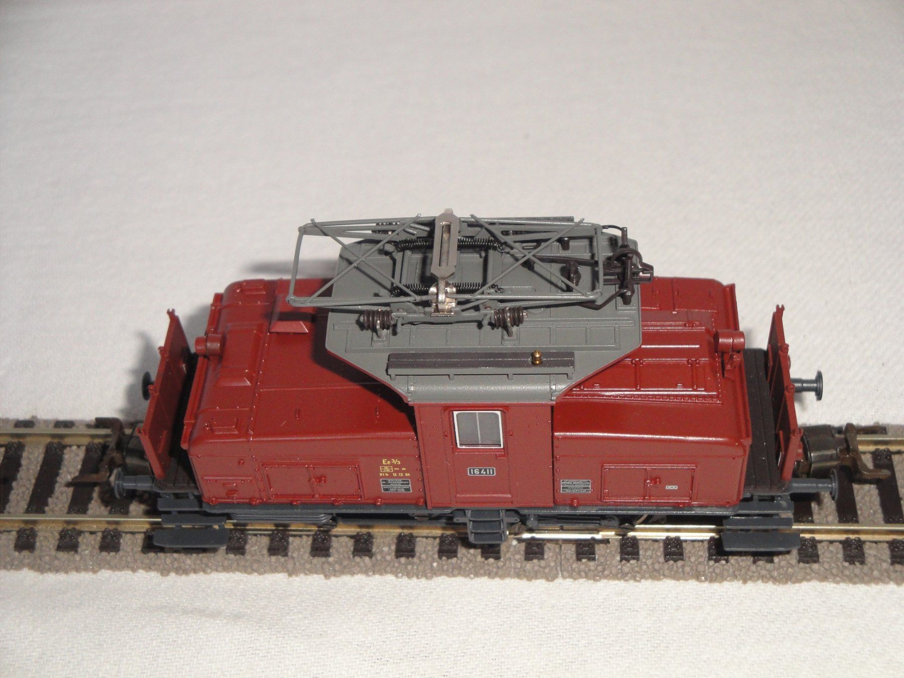 Roco Modelleisenbahnen: Roco SBB-Ee 3/3 16411, digital mit Digitalkupplungen – Neu und originalverpackt aus Wolfwil von heinzs3575 6