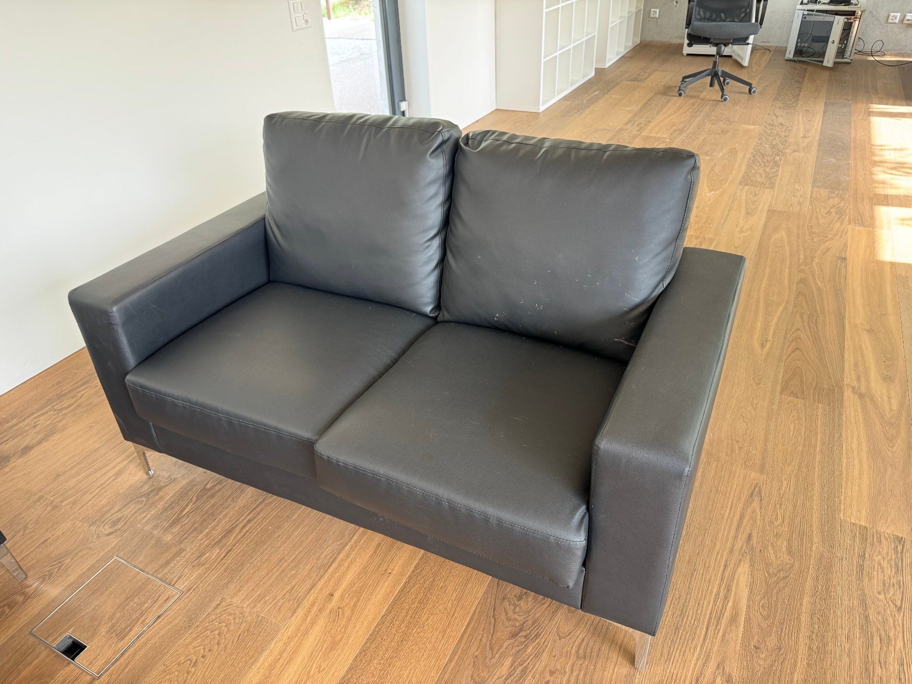 Divani: Moderne Loungegruppe mit 2 Sofas, Sessel & Hocker – Usato da Mörschwil venduto da eli_l9j6 2
