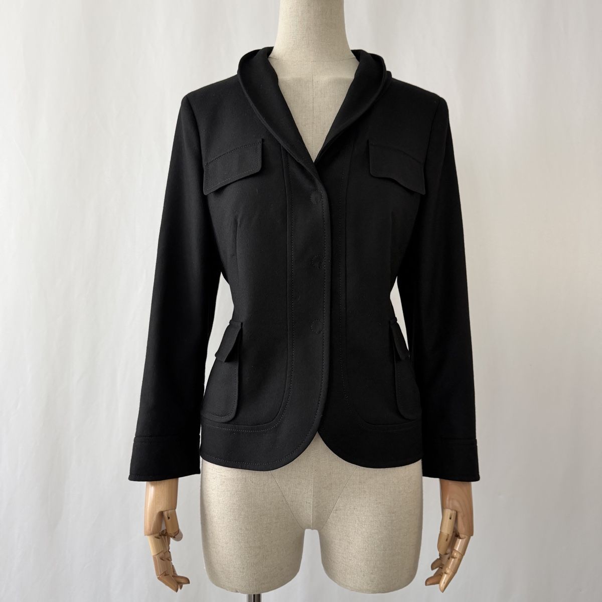 Akris Jacken: AKRIS Wool Jacket – Neu (gemäss Beschreibung) aus Emmen von Colette-Juliette