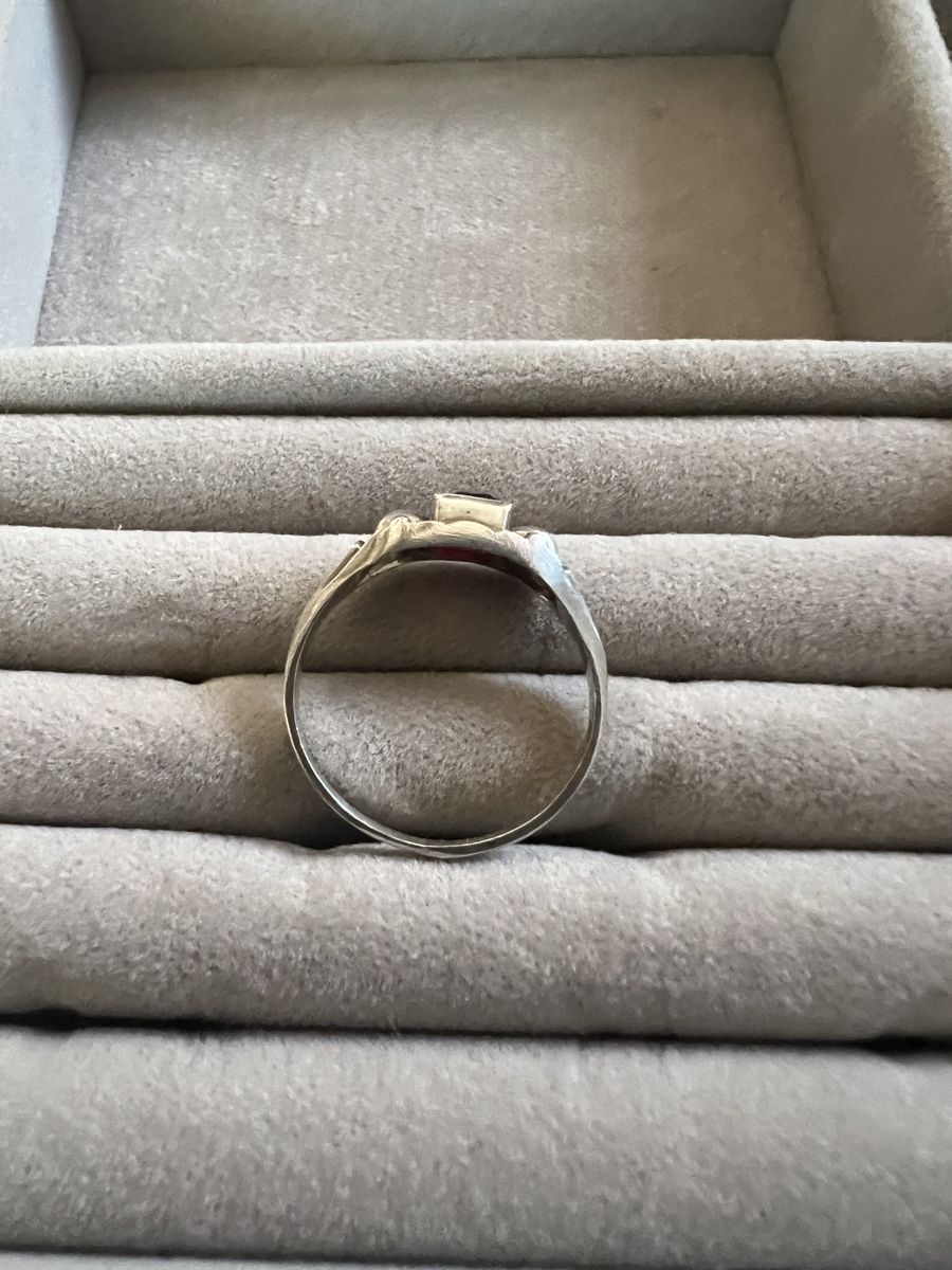 Anelli: Silber Ring 835 mit rotem Stein – Usato da Ebertswil venduto da Aayra 1