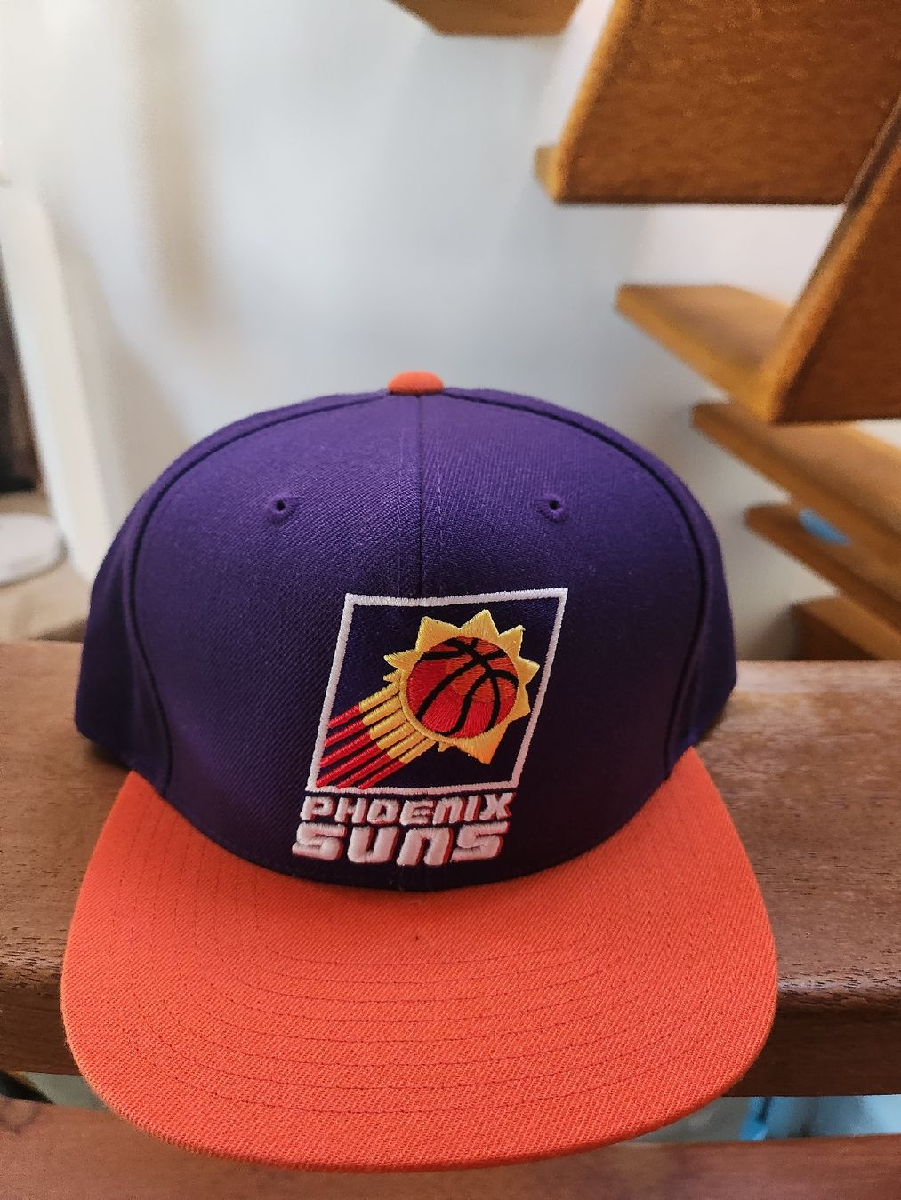 Mitchell & Ness Copricapi, berretti & cappellini: Casquette Phoenix Suns NBA Taille Unique violet/orange – Usato da Sion venduto da Oel2pol