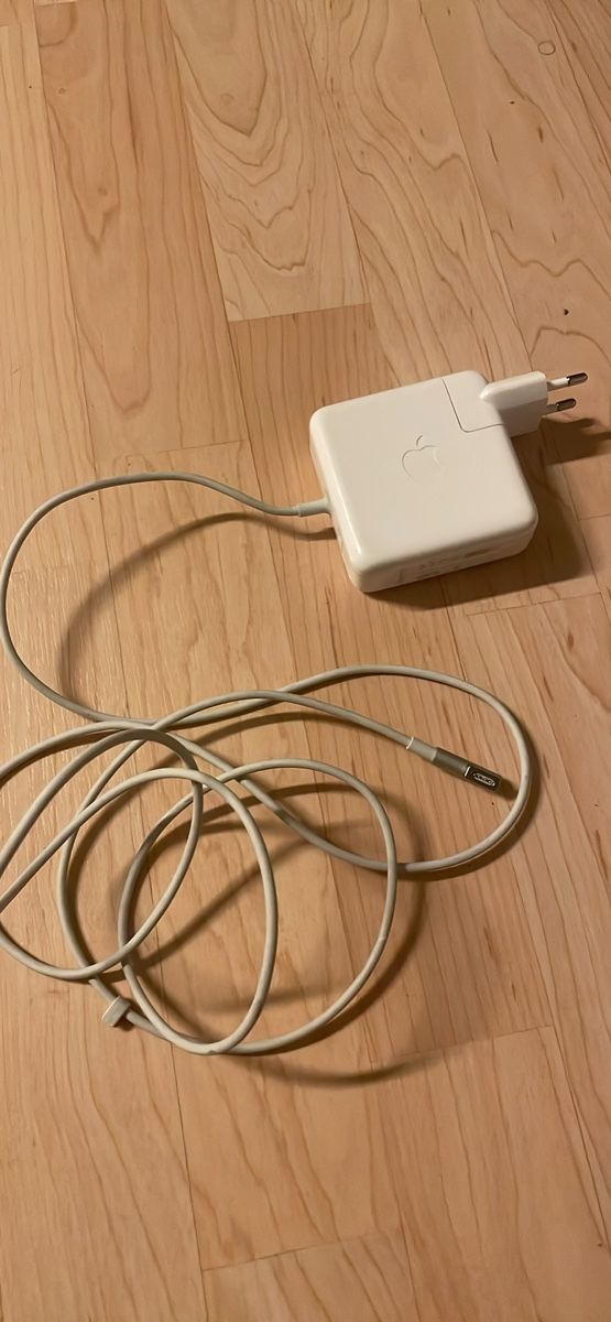 Caricabatterie: MagSafe 2-Netzteil – Usato da Moosseedorf venduto da mah_8z5k 1