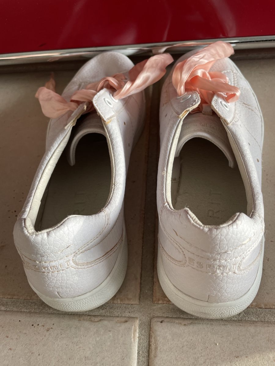 Esprit Herrenschuhe: Esprit Sneaker / Schuhe Grösse 41 / US 8.5  – Gebraucht aus herrliberg von fgh_1956 2