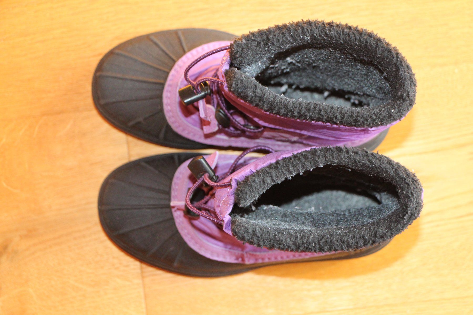 Helly Hansen Scarpe per ragazze: Winterstiefel von Helly Hansen Grösse 33 – Usato da Heiligkreuz (Mels) venduto da PascalWa 4