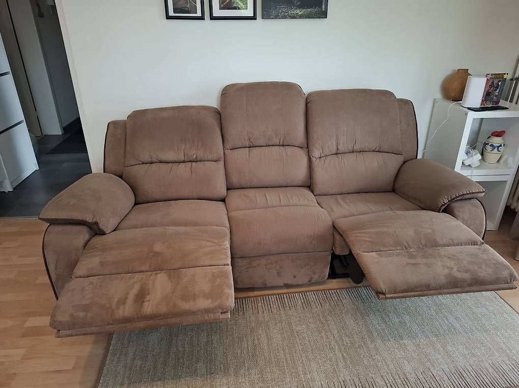 Divani: Bequeme Sofa  – Usato da Laufenburg venduto da Chridelaufenburg 1