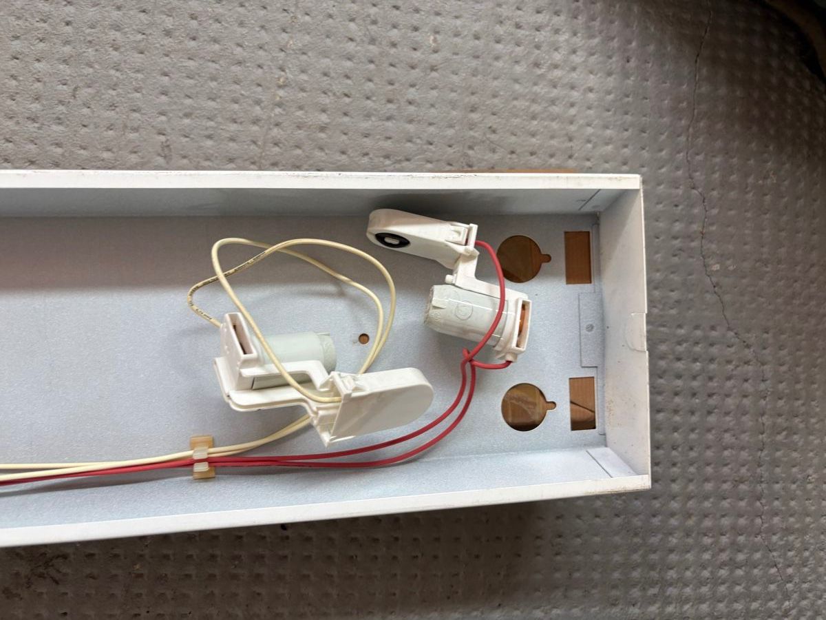 Bag Turgi Kronleuchter & Deckenlampen: Balkenleuchte BAG Turgi – Neu (gemäss Beschreibung) aus Leuzigen von Bidilum 5