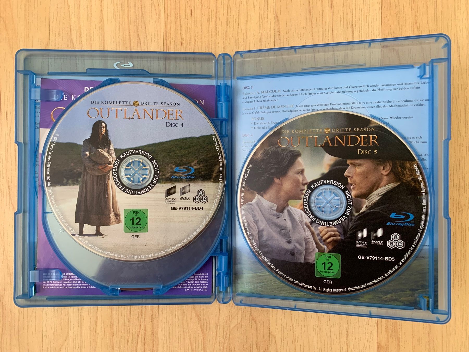 Tutti i DVDs: Outlander - Staffel 3 (Blu Ray) – Usato da Sissach venduto da BeetleMouse 2