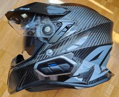 Airoh Commander Carbon, mit Sena 50R