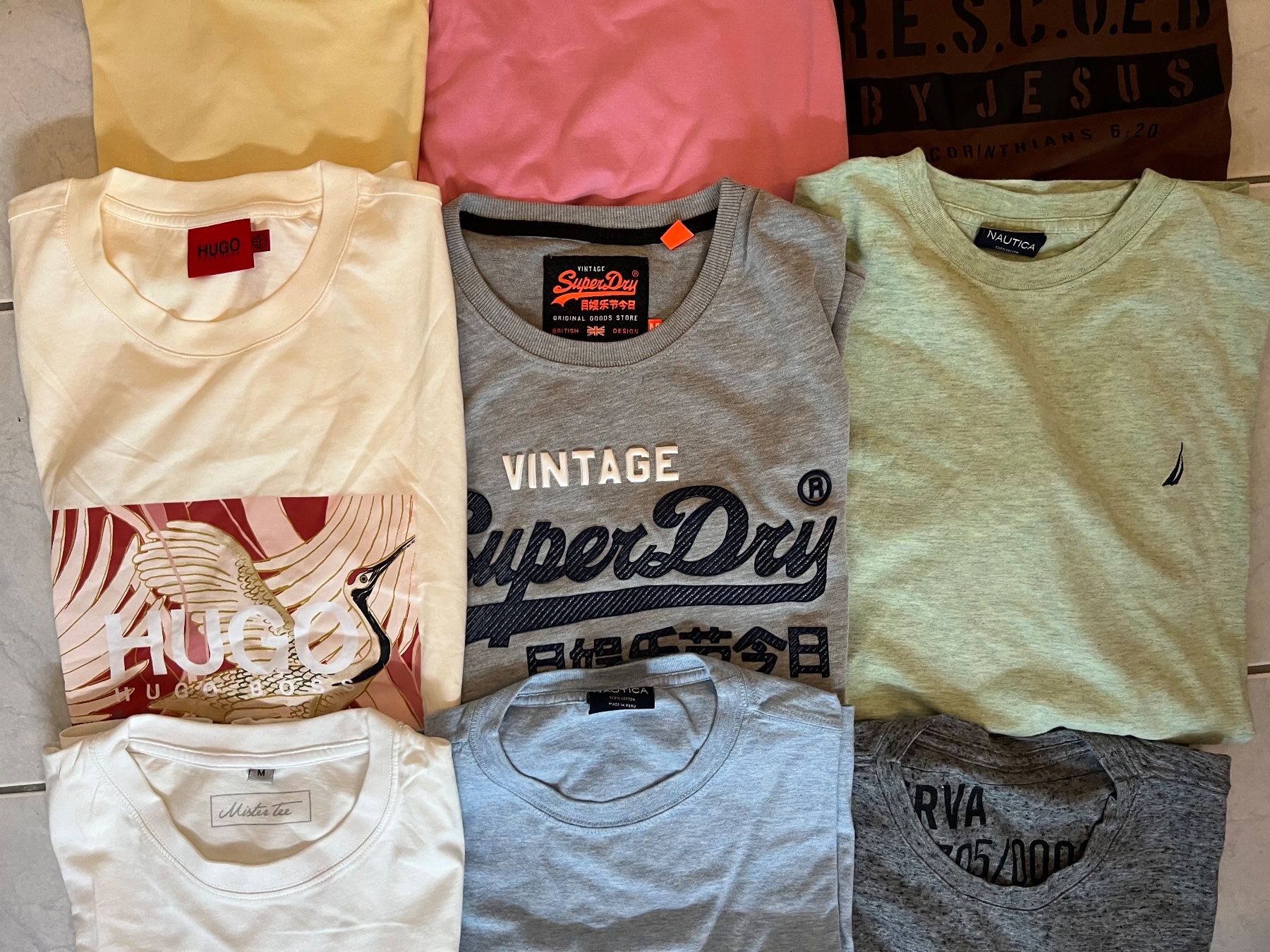 Magliette Polo: Lot de 9 T-shirt taille M – Usato da Basel venduto da La.Bonne.affaire 4