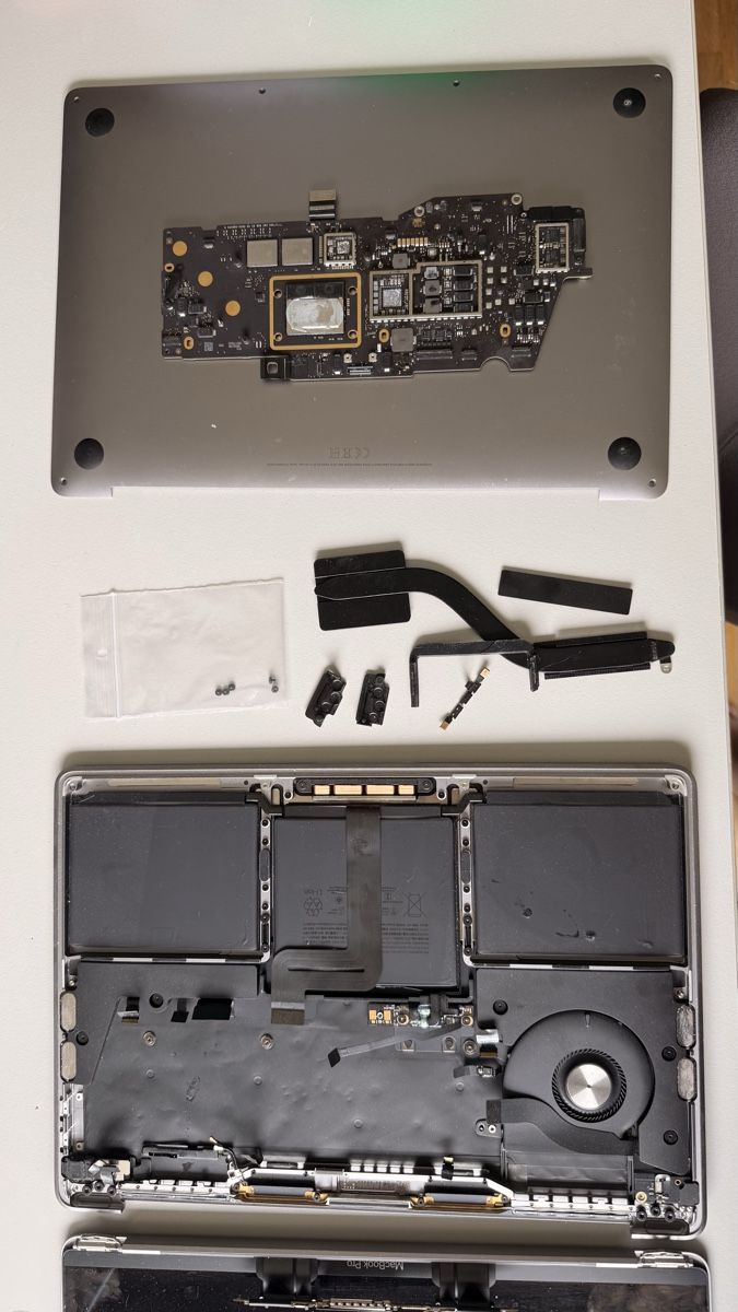 Apple Portables: Macbook Pro M1 Ersatzteilspender – Défectueux à Rapperswil SG par TimoWey 2