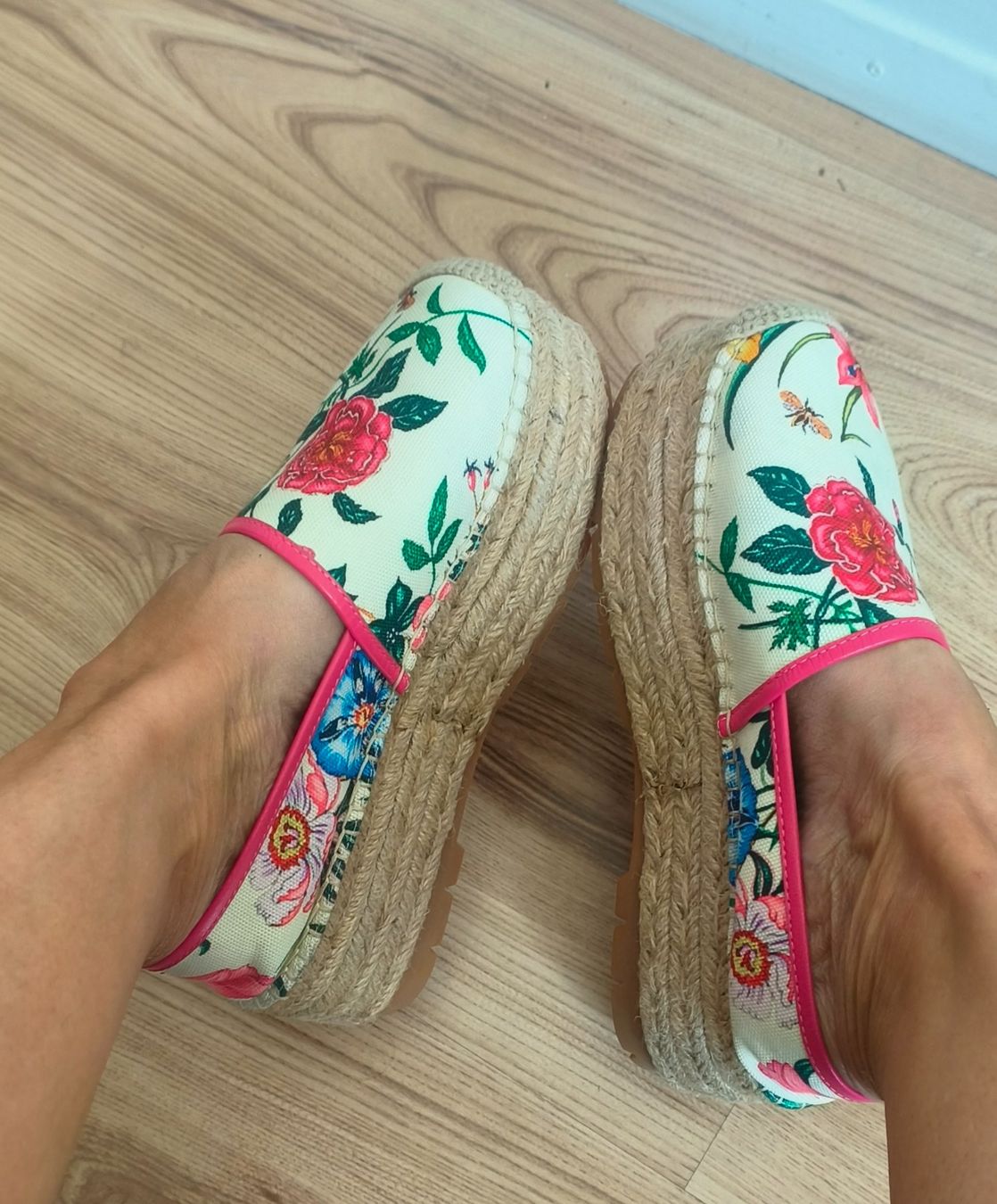 Scarpe da donna: Gucci Espadrilles – Usato da Beringen venduto da Holly.80 9