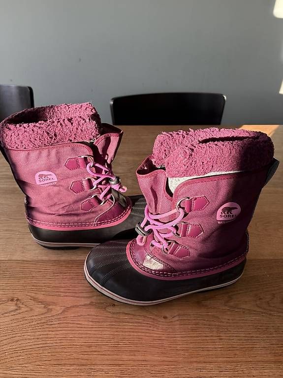 Scarpe da donna: Sorel Winterstiefel Violett Gr. 38 – Usato da Rifferswil venduto da Dua 1