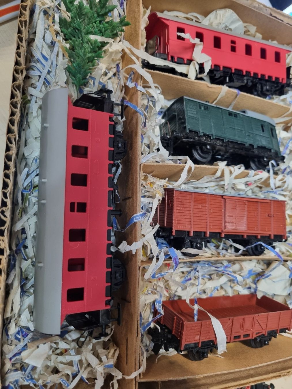 Trix Modellini di ferrovie: TRIX EXPRESS Zugset mit Anleitung, Vintage – Usato da Männedorf venduto da Modelle-aller-Art 4