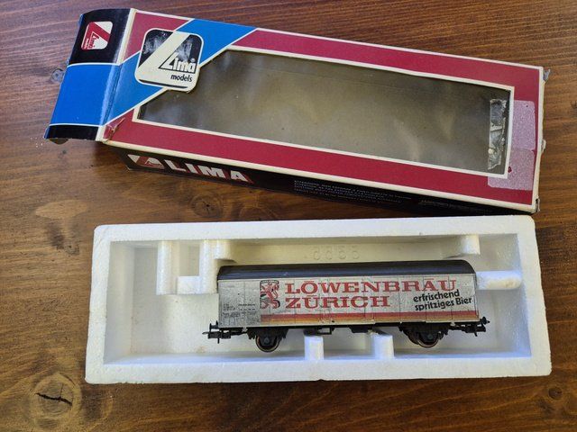 Modellini di ferrovie: Bier Eisenbahnwagen Brauerei Löwenbräu – Usato da St.Gallen venduto da Stocken64 3