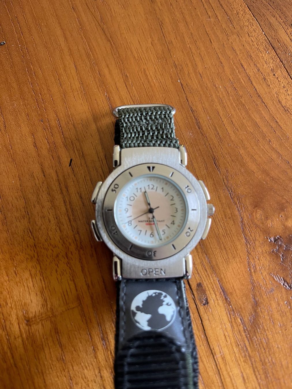 Orologi: Indiana Uhr, Kompass, Spiegel – Nuovo (secondo la descrizione) da Hessigkofen venduto da lamdanreisen